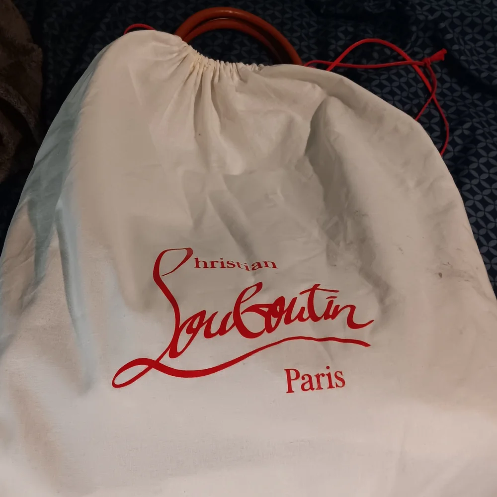 Christian Louboutin Nastroloubi White and Brown Tote Bag - Picture 10 of 10